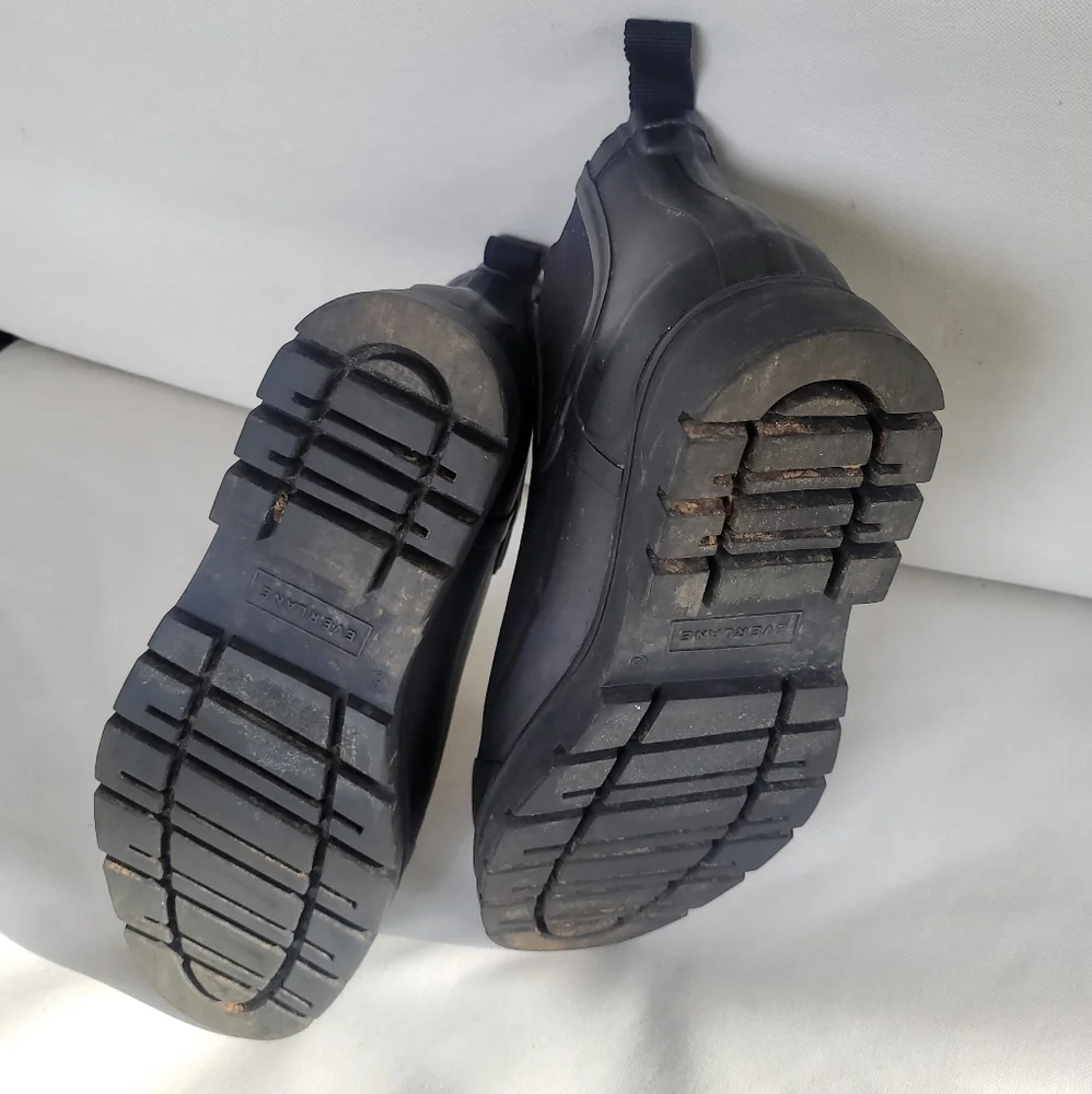 Everlane Lug Sole Rain Boots Size 8